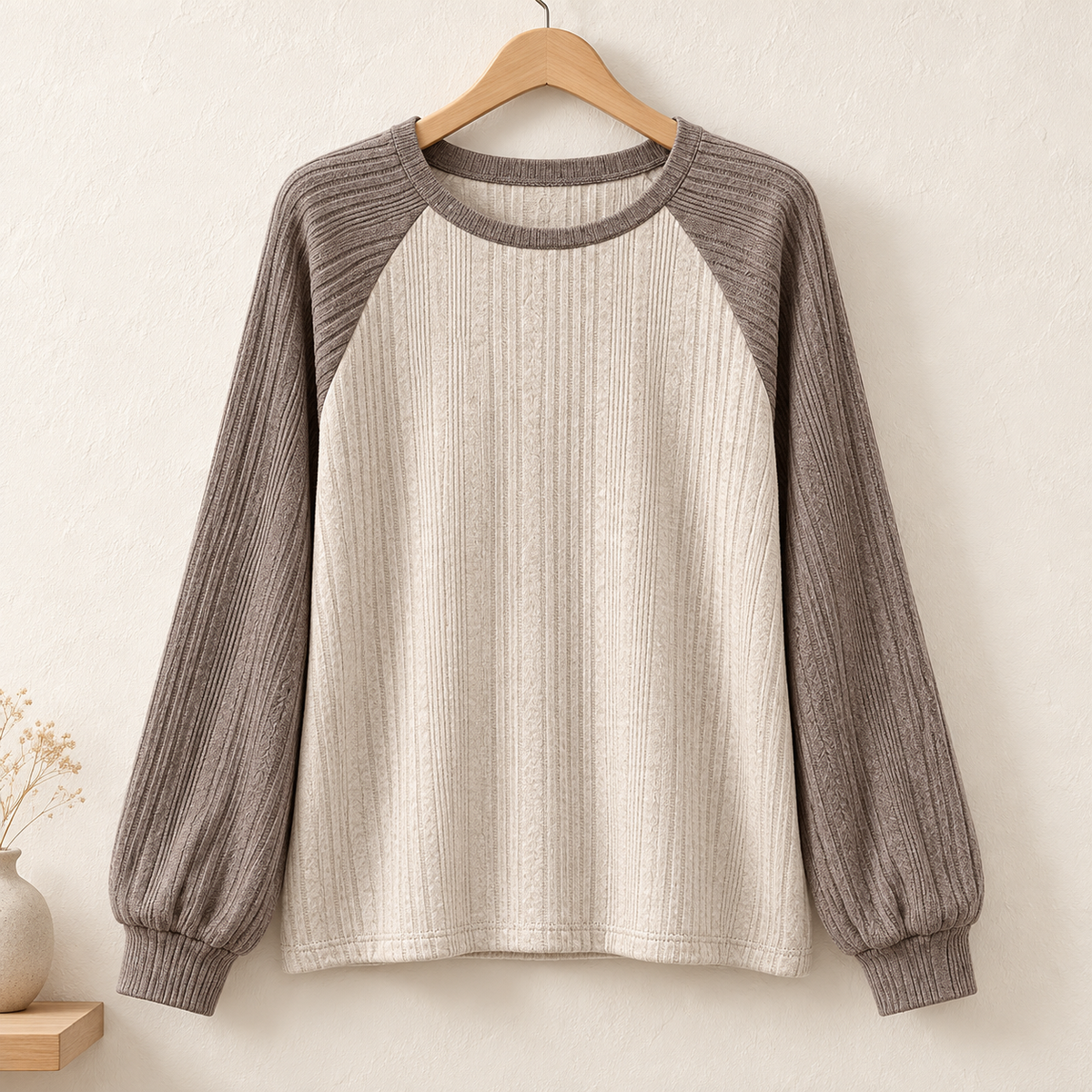 Women’s Textured Round-Neck Long-Sleeve Pullover